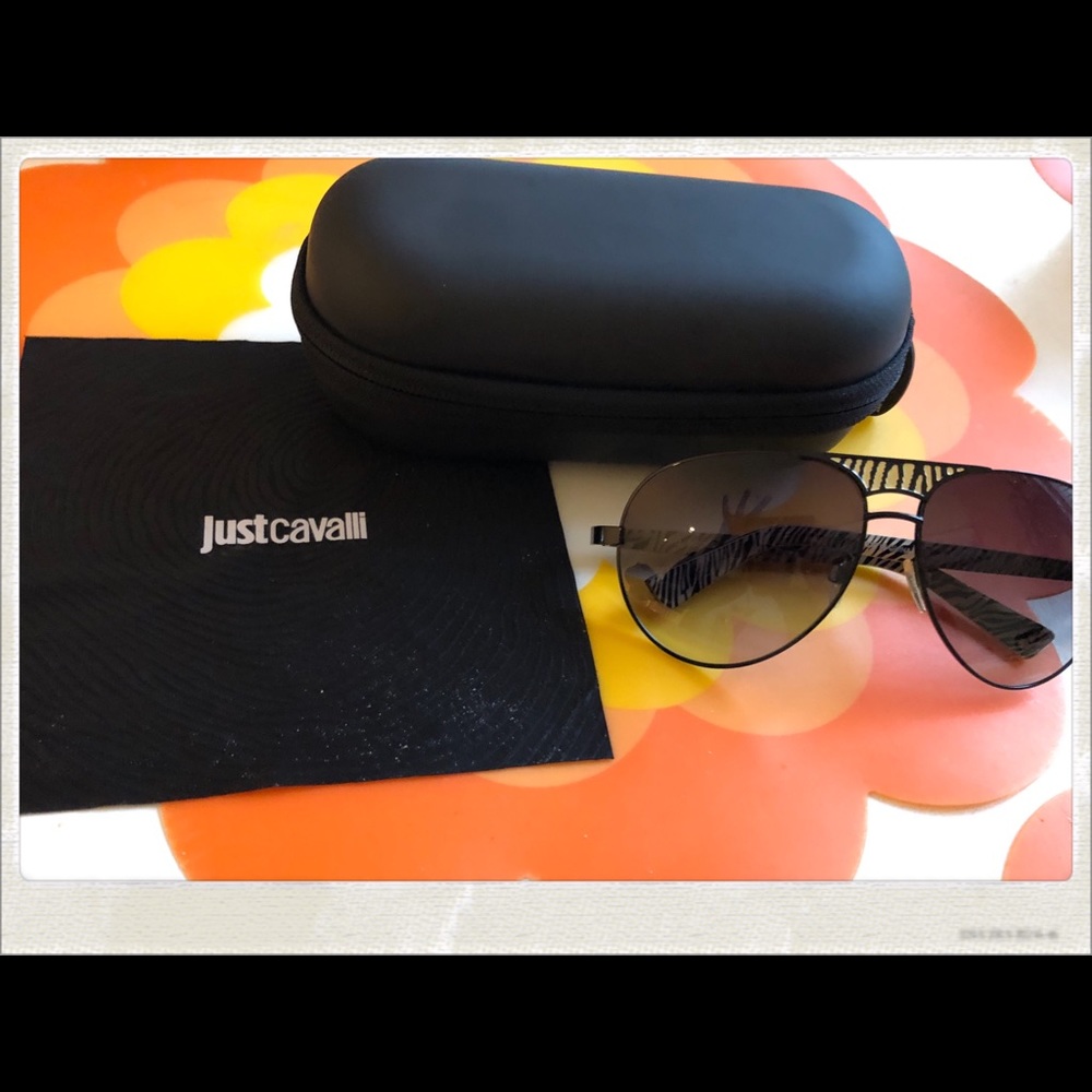 JUST Cavalli Aviator Sunglasses, NWT-🔥
